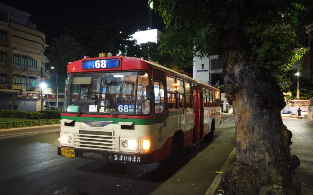 bangkok autobus