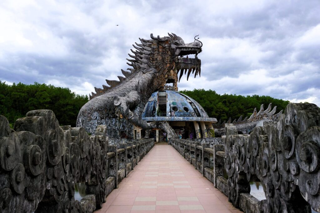 hue vietnam water park