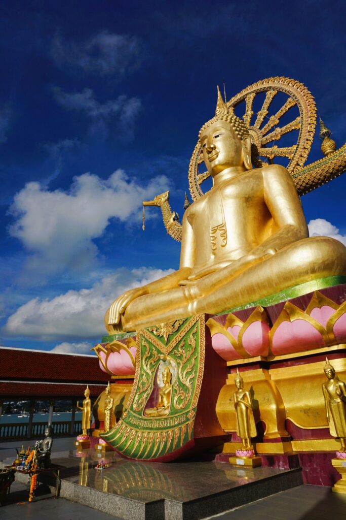 koh samui co vidět big buddha wat phra yai