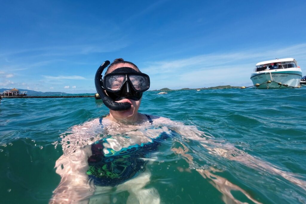 Pig Island Koh Madsum Recenze prasátka koh samui